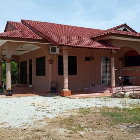Homestay Zahra Sri Bayu Cherang Ruku Zewnętrze zdjęcie