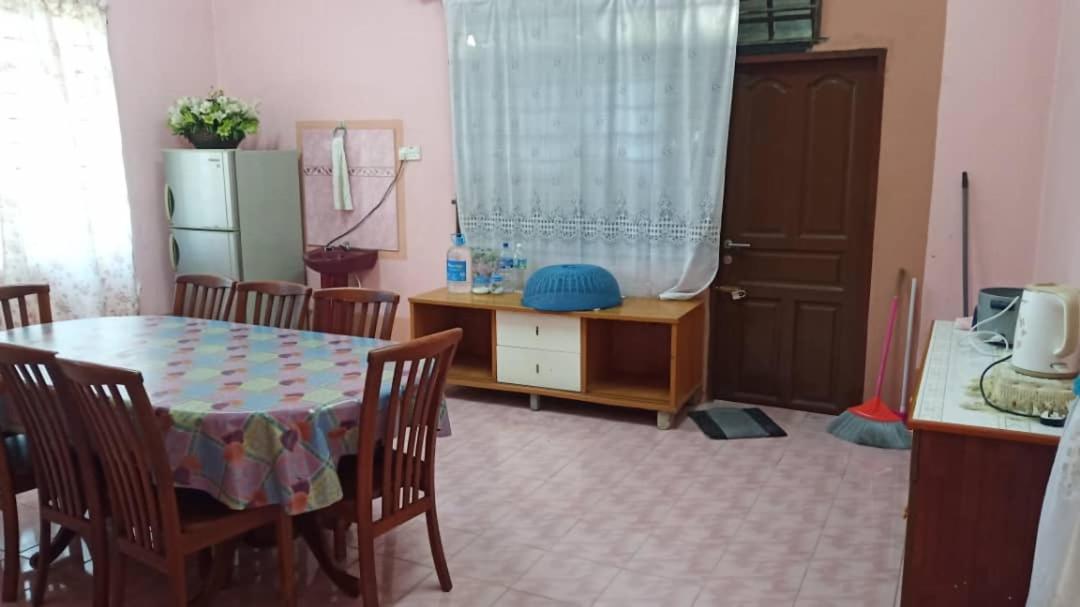 Homestay Zahra Sri Bayu Cherang Ruku Zewnętrze zdjęcie